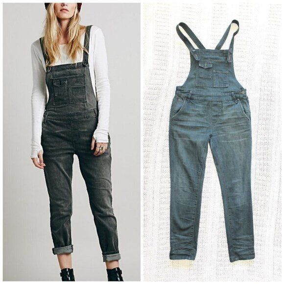 Free People Washed Denim Overall Women Jumpsuit Size 25 cross strap pockets - Picture 1 of 11